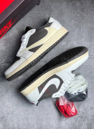 Кроссовки Nike Air Jordan 1 Low Travis Scott Reverse Mocha живое фото 1